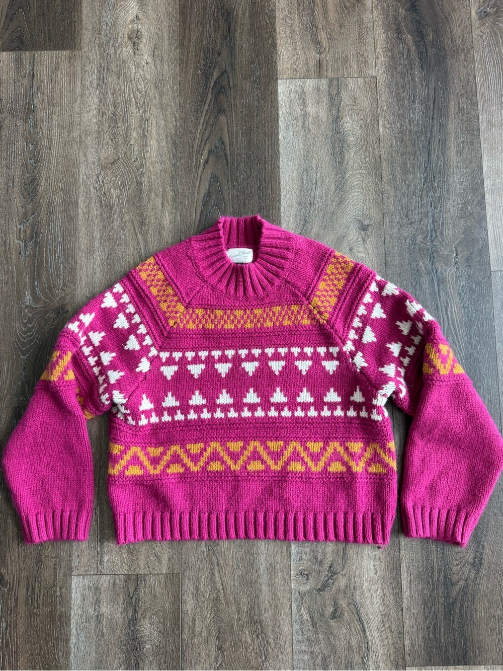 Universal Thread Women's Fuchsia Patterned Knit Sweater Size Small